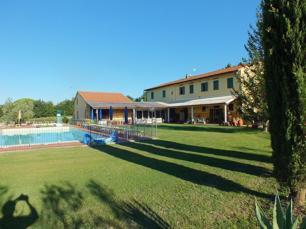 Agriturismo San Martino Ponsacco Εξωτερικό φωτογραφία